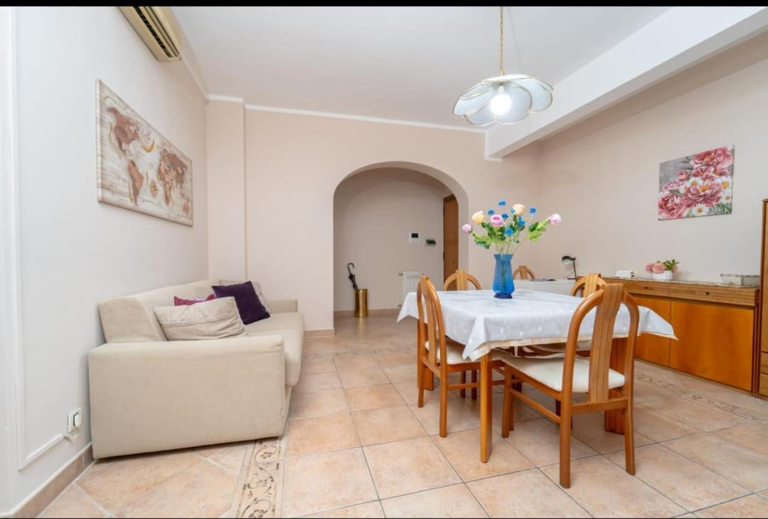La Casa Di Ada Leilighet Tivoli Eksteriør bilde